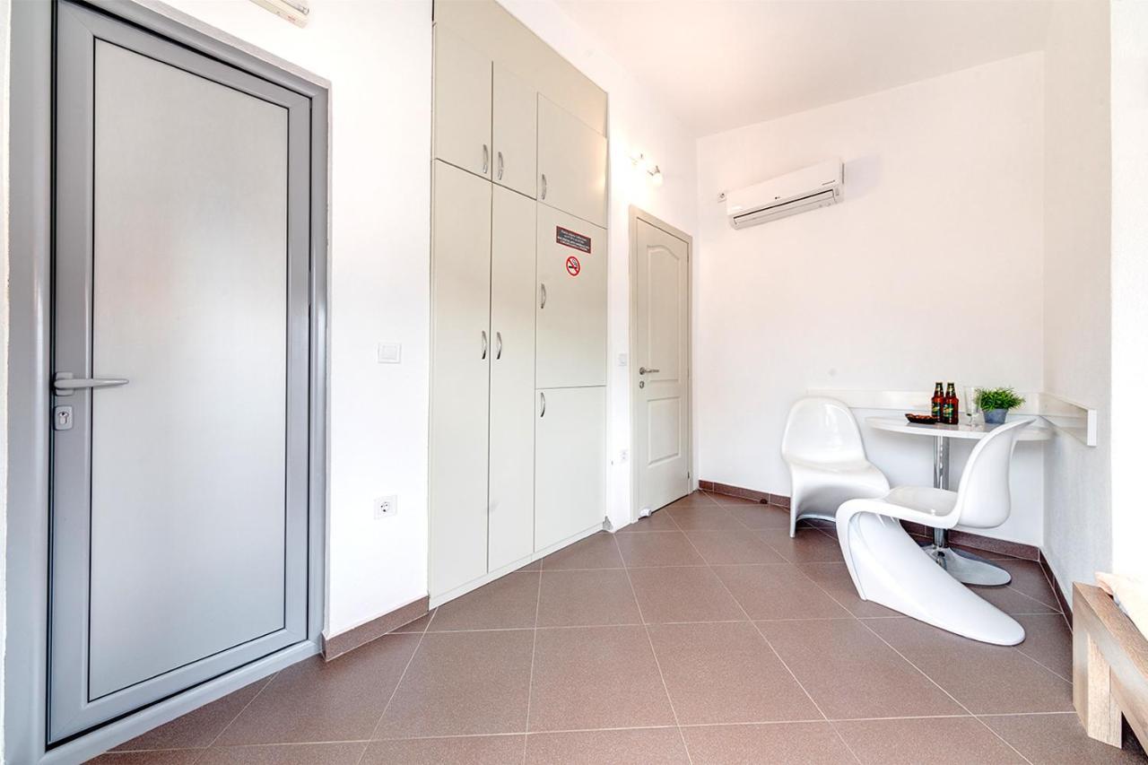 Delfin Apartments Sutomore Extérieur photo