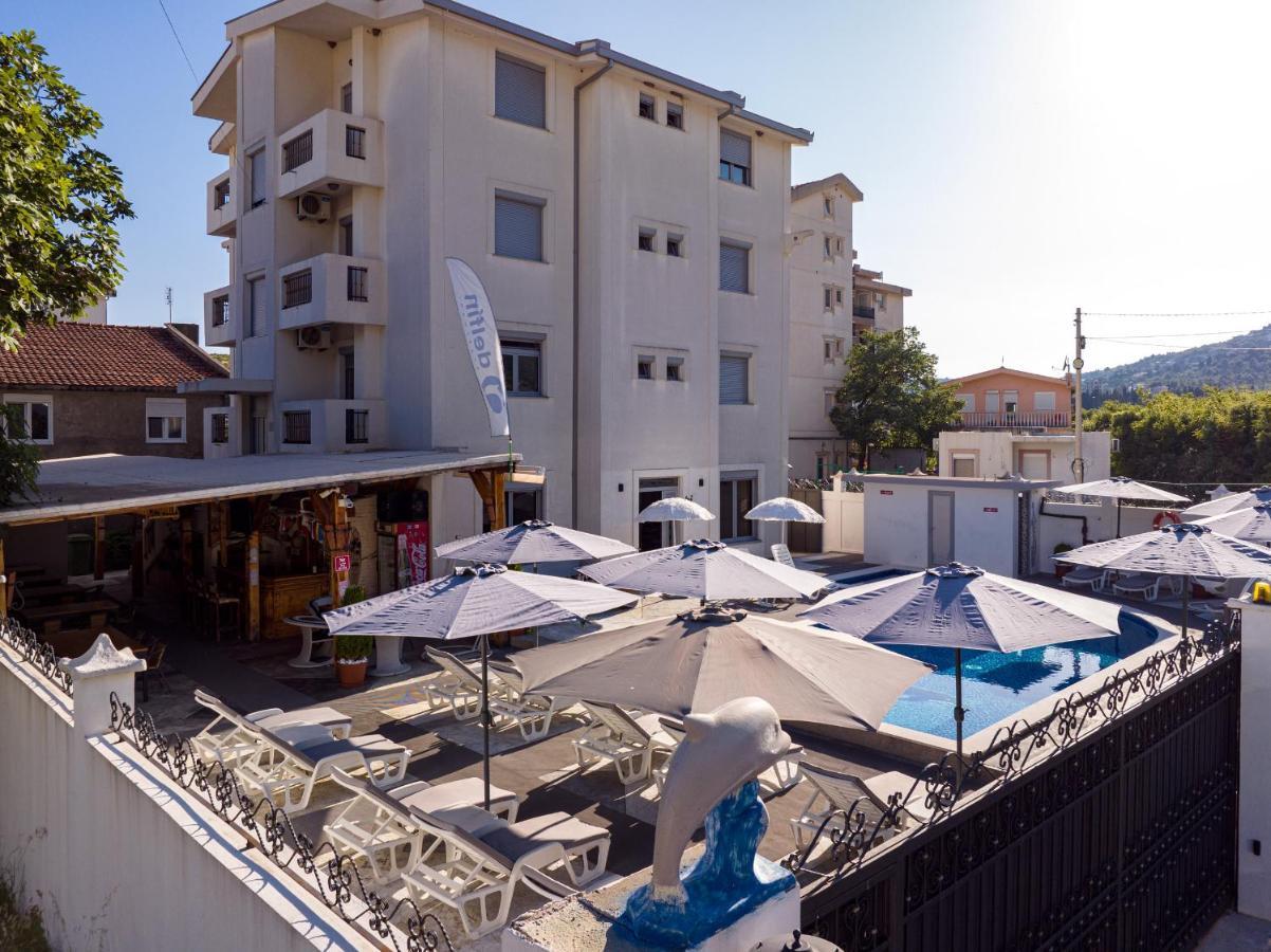 Delfin Apartments Sutomore Extérieur photo