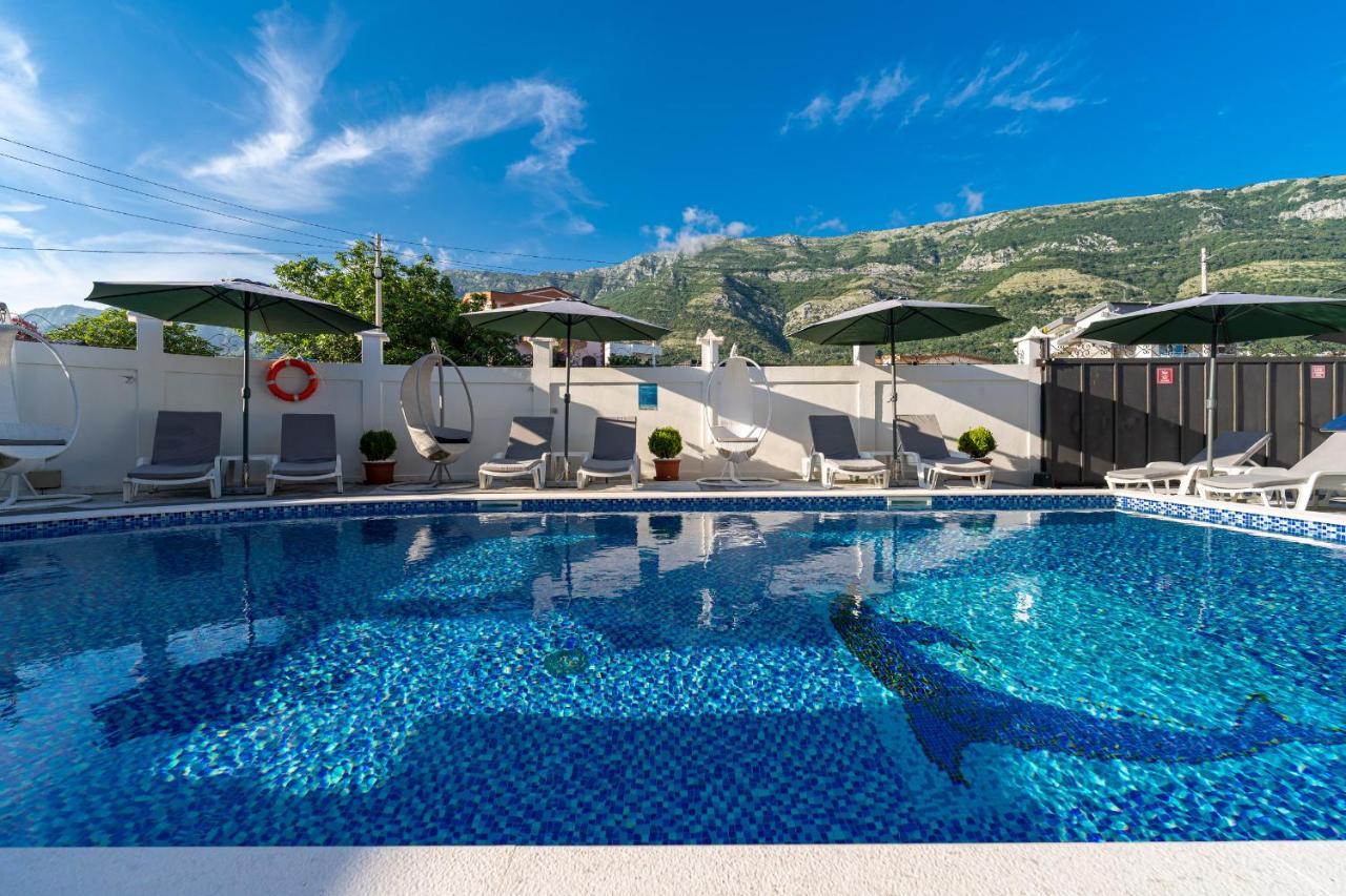 Delfin Apartments Sutomore Extérieur photo