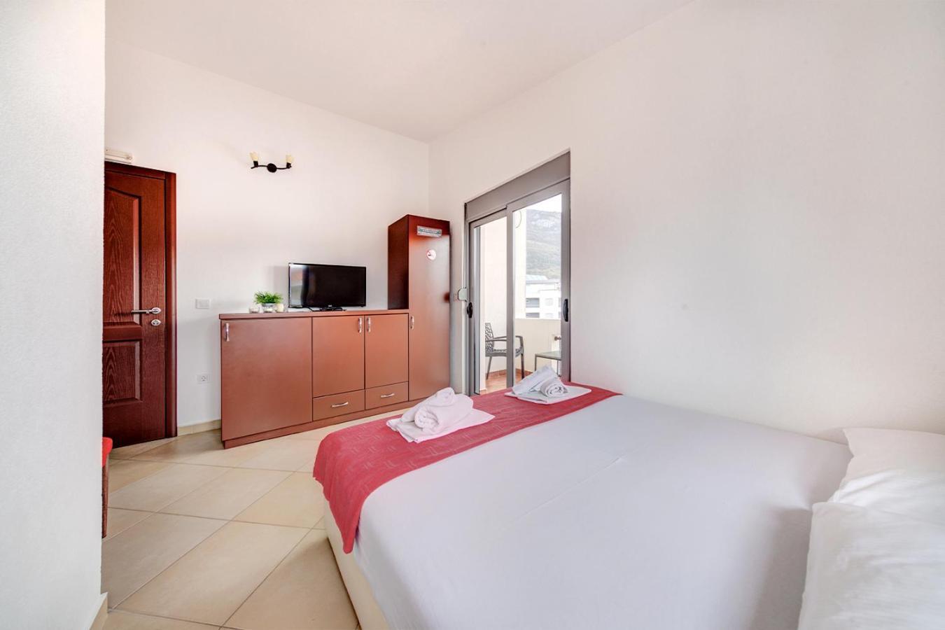Delfin Apartments Sutomore Chambre photo
