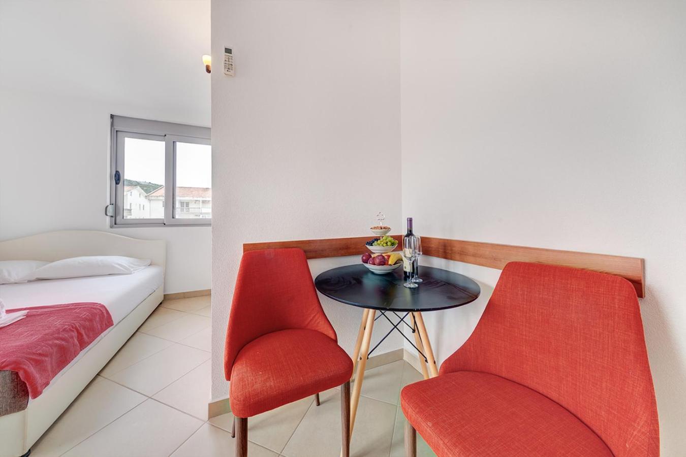Delfin Apartments Sutomore Chambre photo