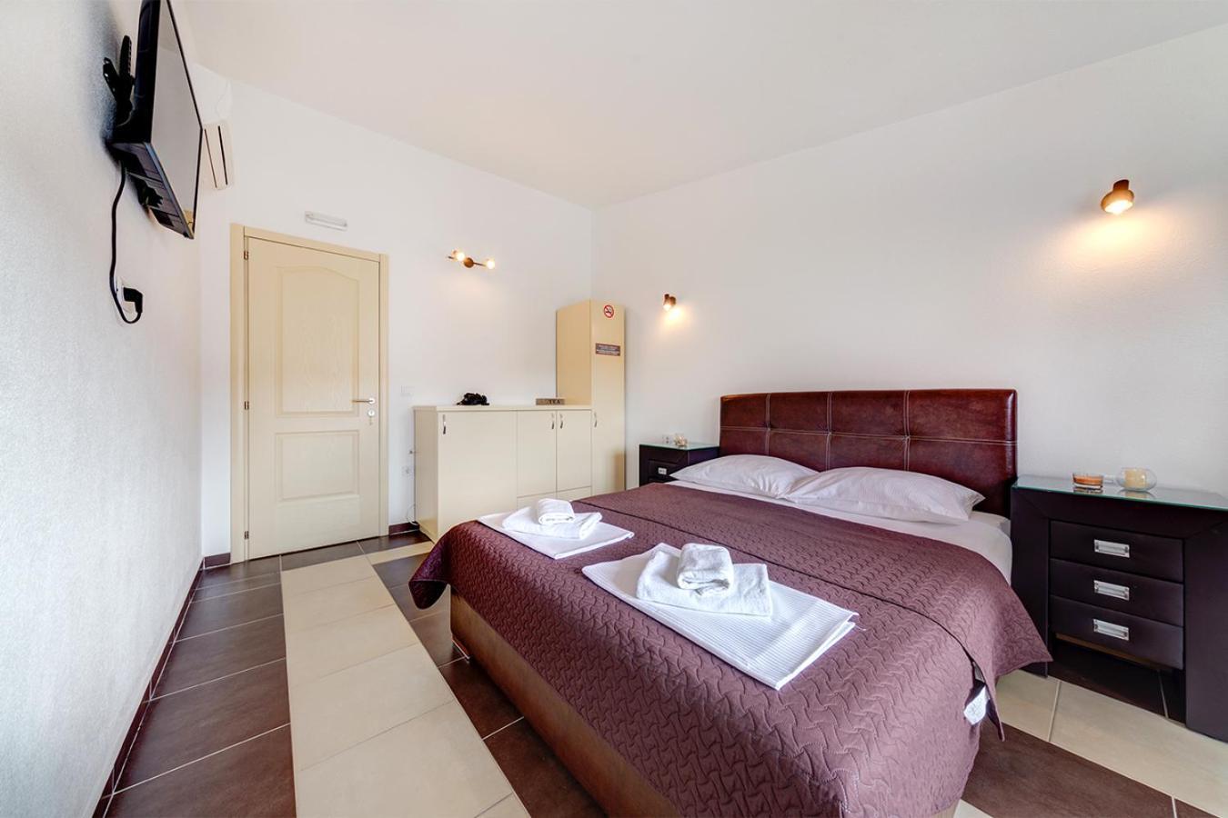 Delfin Apartments Sutomore Chambre photo